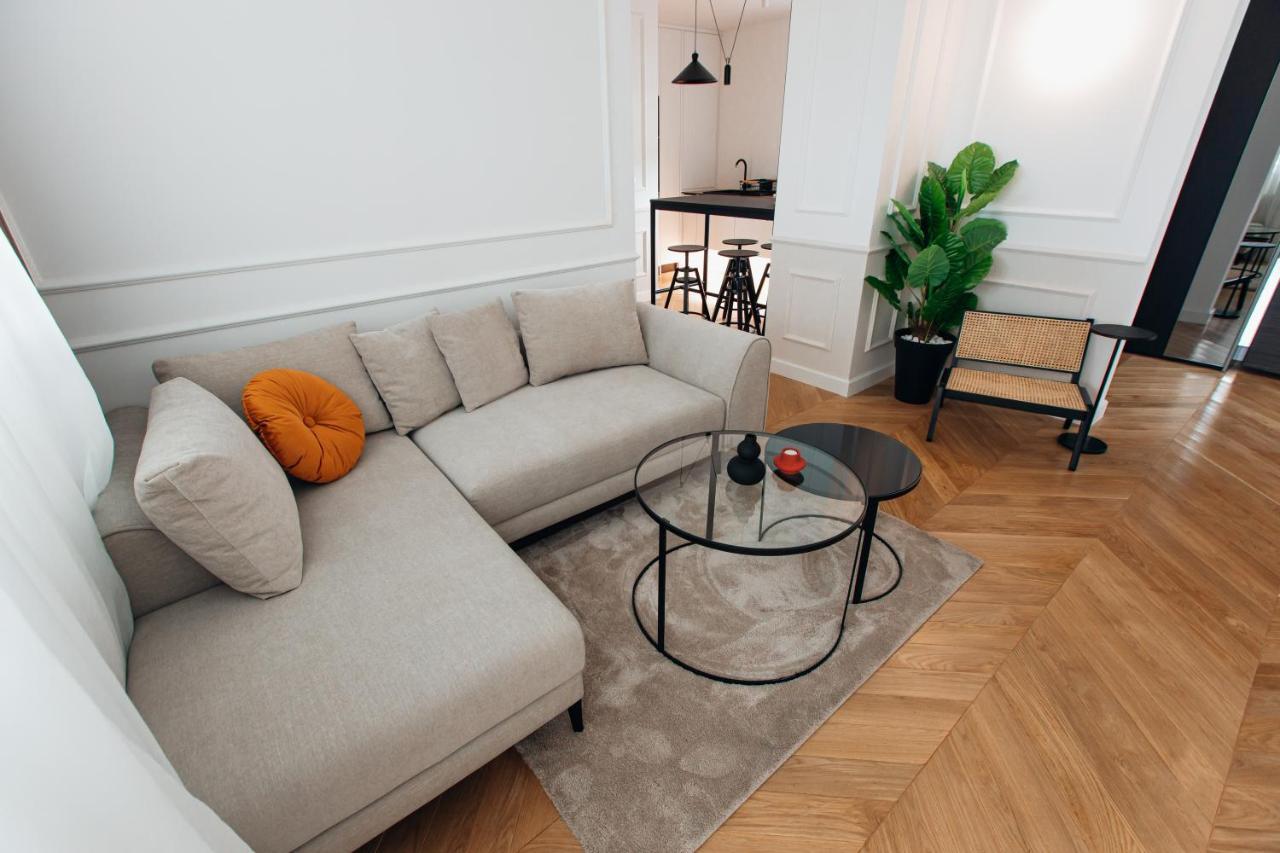 Stan Na Dan - Chic Home Banyaluka Dış mekan fotoğraf